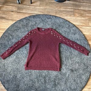 Maroon sweater